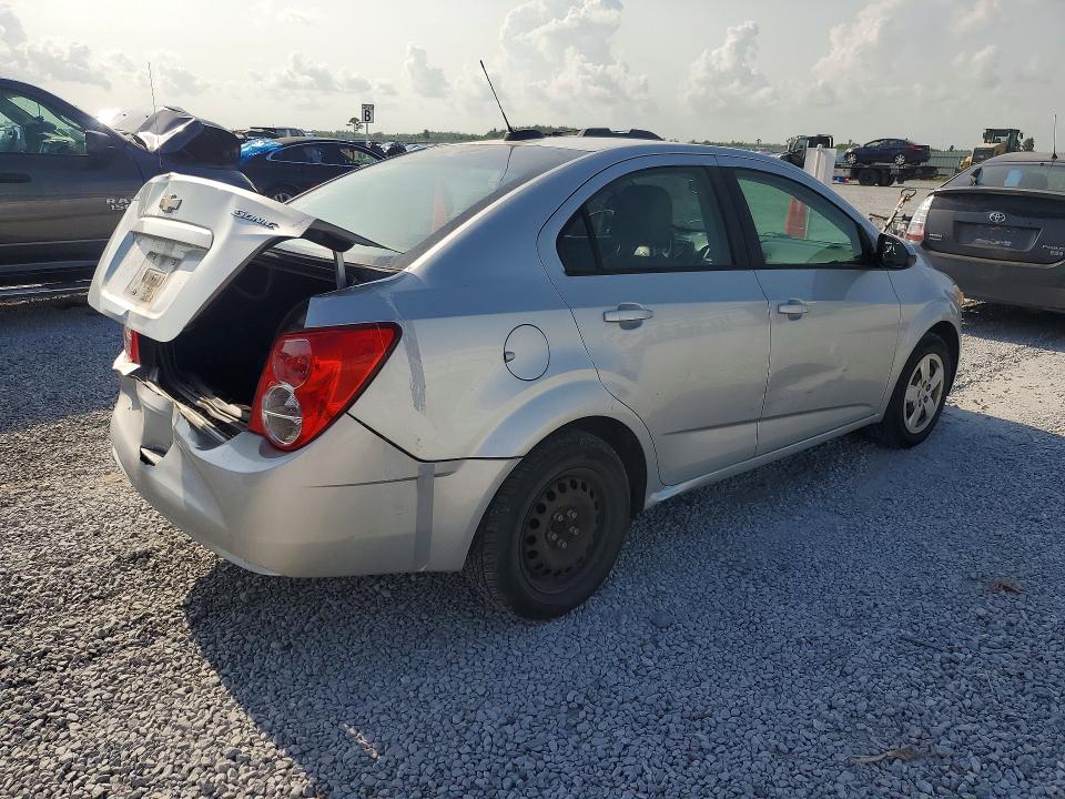 Photo 3 from auction – 2016 CHEVROLET SONIC with VIN 1G1JA5SH8G4153531