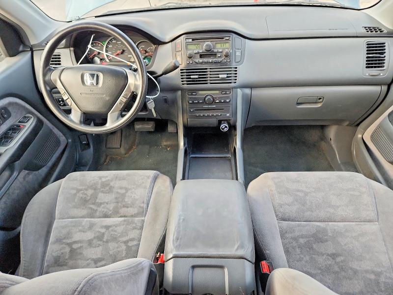 Photo 8 from auction – 2005 HONDA PILOT with VIN 2HKYF18435H529323
