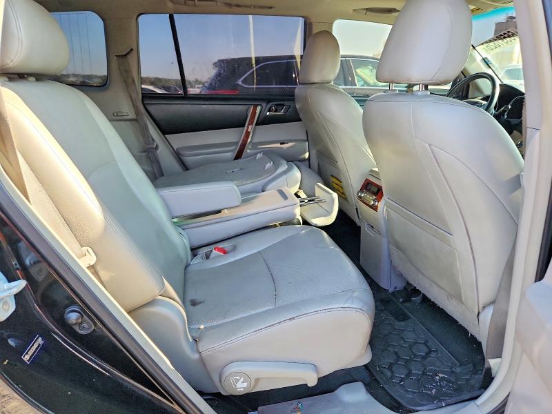 Photo 10 from auction – 2013 TOYOTA HIGHLANDER with VIN JTEDC3EH4D2013669