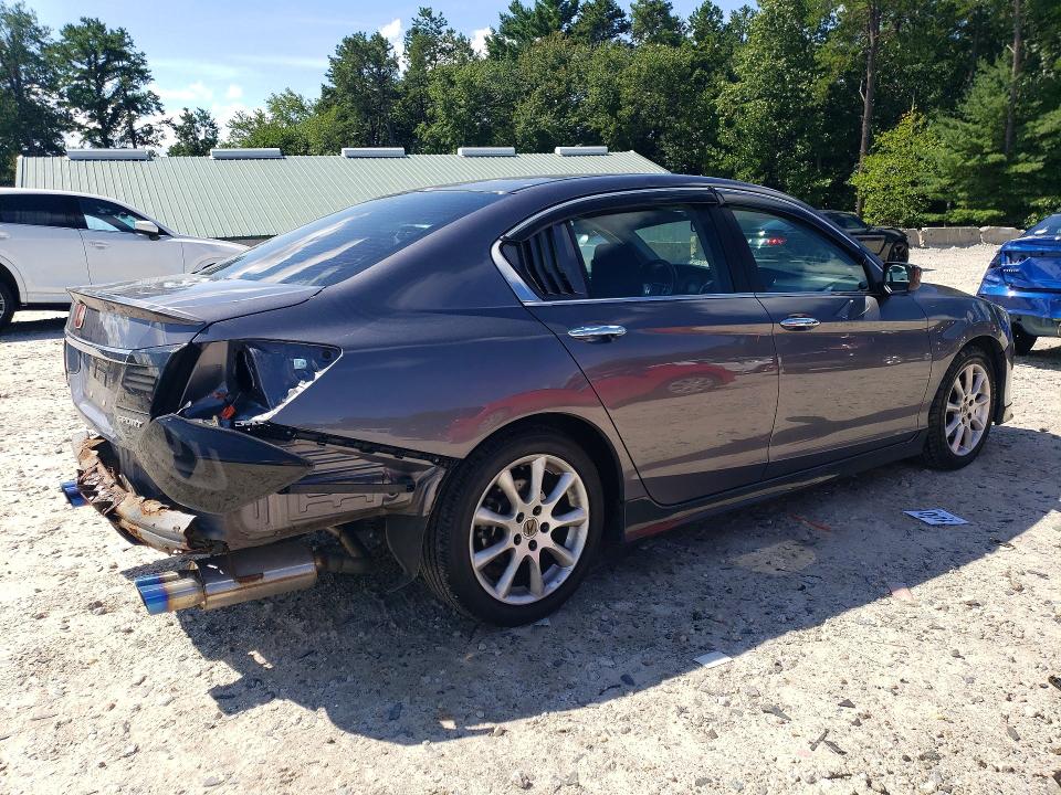 Photo 3 from auction – 2015 HONDA ACCORD with VIN 1HGCR2E50FA170768