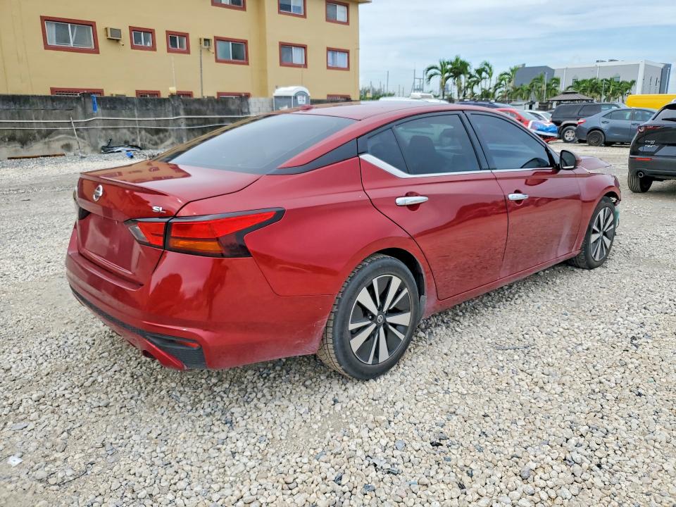 Photo 3 from auction – 2020 NISSAN ALTIMA with VIN 1N4BL4EV3LC193197