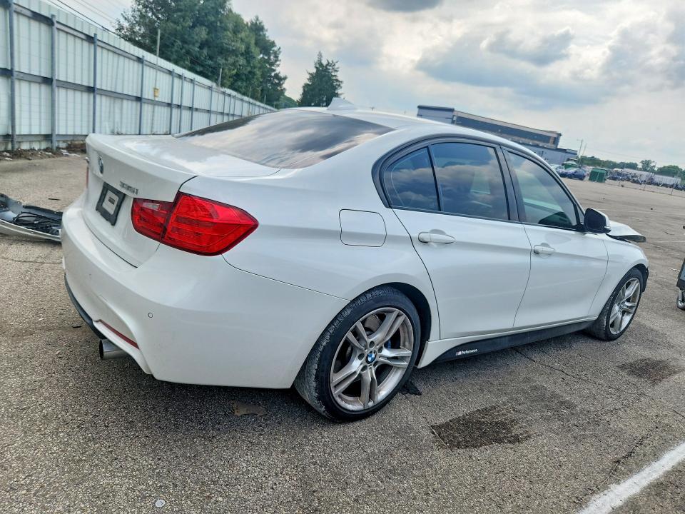 Photo 3 from auction – 2014 BMW 335 with VIN WBA3B9G53ENR92638