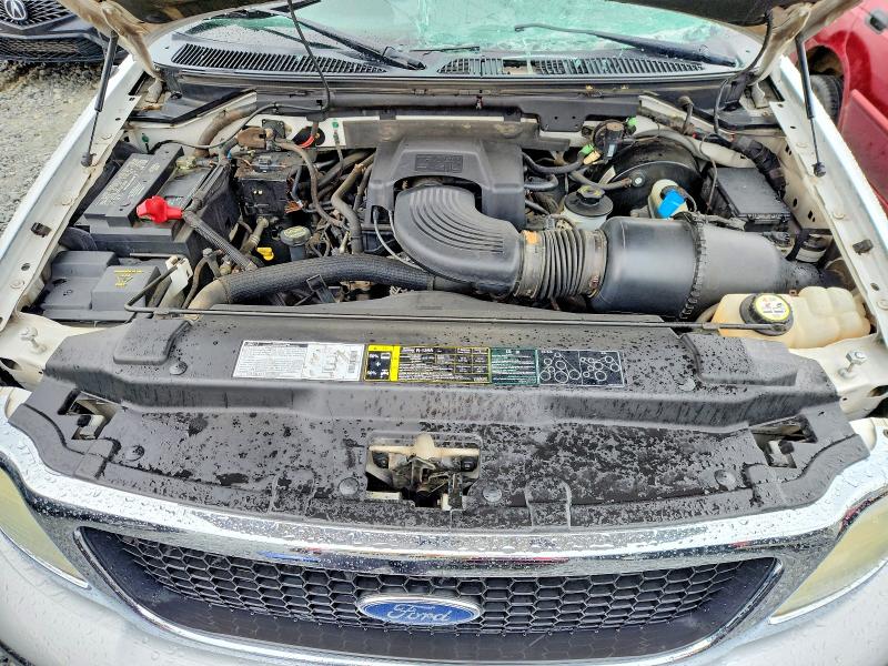 Photo 11 from auction – 2002 FORD F150 with VIN 1FTRX17L02NB77470