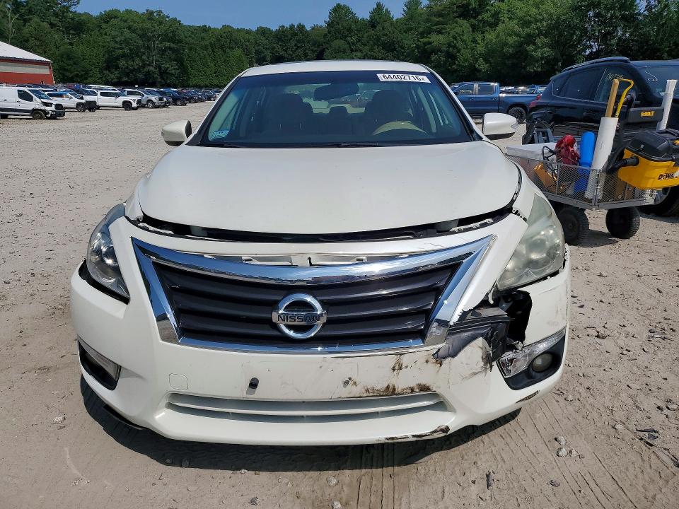 Photo 5 from auction – 2015 NISSAN ALTIMA with VIN 1N4AL3AP9FC219321