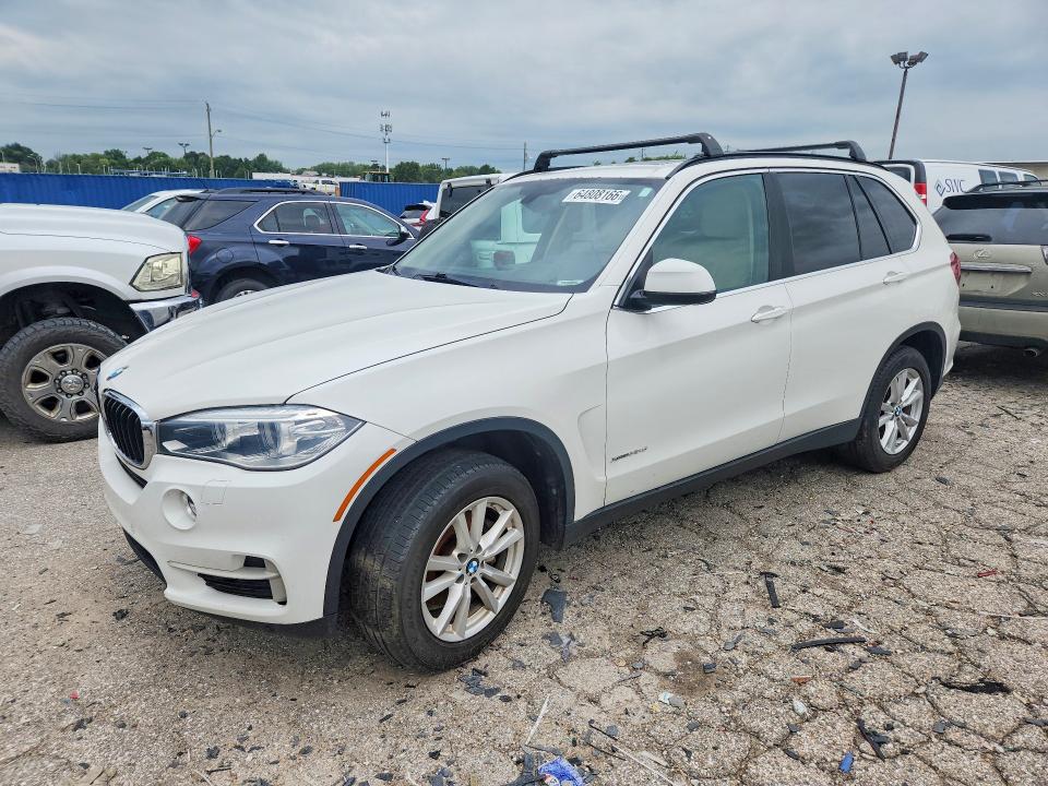 BMW X5 2014 with VIN 5UXKS4C56E0J95562 - Photo from auction