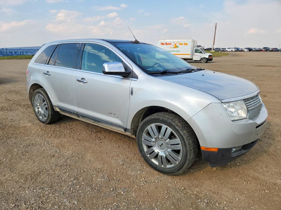 Photo 4 from auction – 2009 LINCOLN MKX with VIN 2LMDU88C39BJ01757