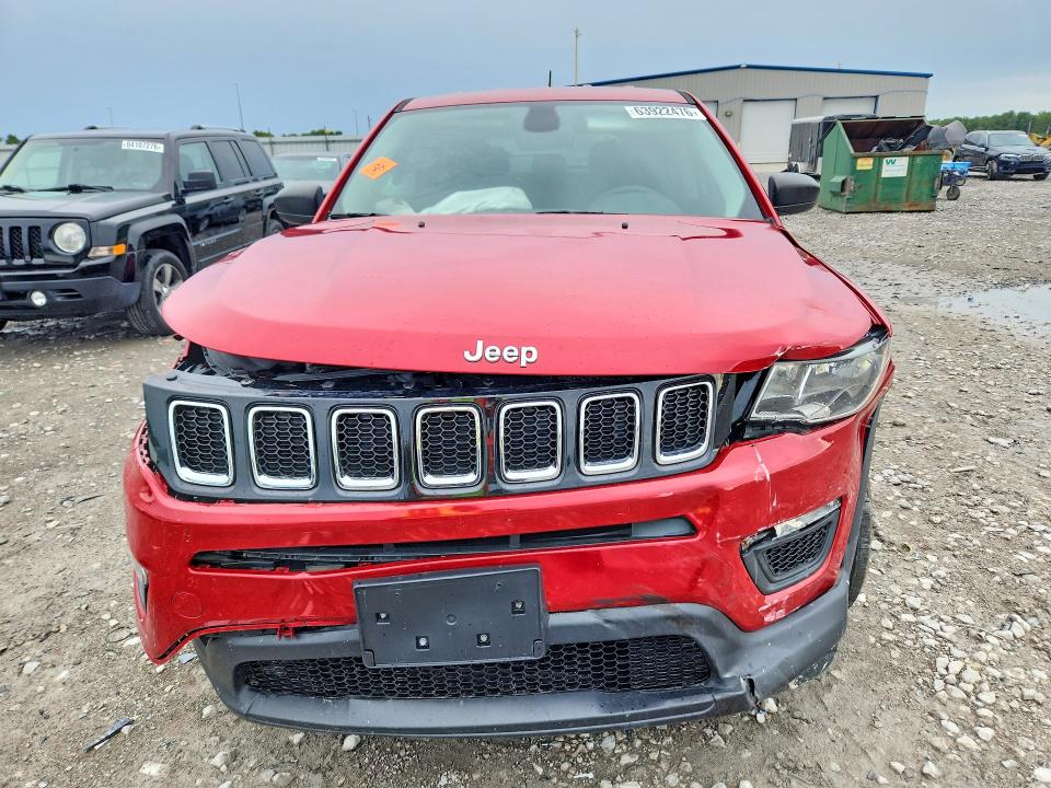 Photo 5 from auction – 2018 JEEP COMPASS with VIN 3C4NJCAB4JT271748