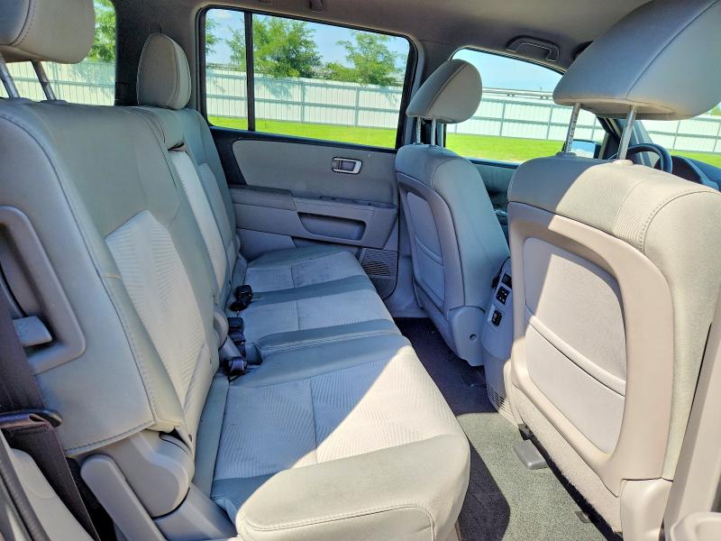 Photo 11 from auction – 2015 HONDA PILOT with VIN 5FNYF4H23FB076000