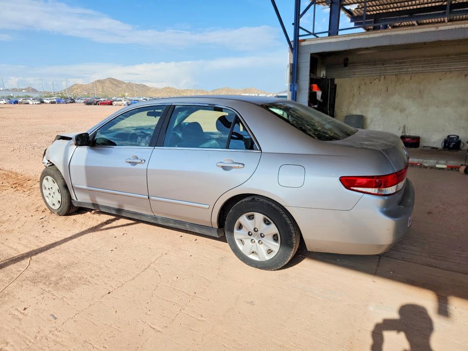 Photo 2 from auction – 2004 HONDA ACCORD with VIN JHMCM56344C037393