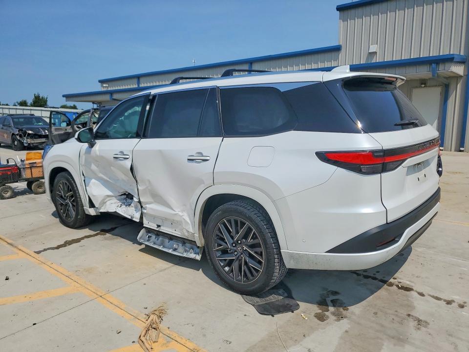 Photo 2 from auction – 2024 LEXUS TX 350 with VIN 5TDAAAA63RS012180