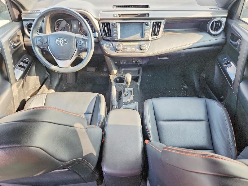 Photo 8 from auction – 2016 TOYOTA RAV4 with VIN 2T3JFREV0GW460101