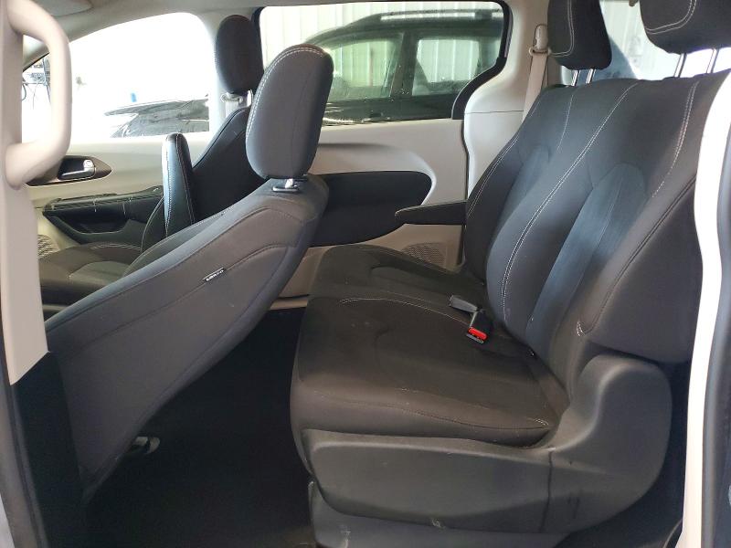Photo 11 from auction – 2021 CHRYSLER VOYAGER with VIN 2C4RC1AG4MR559384