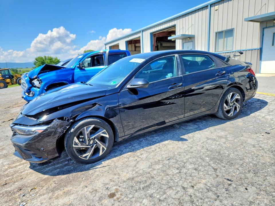HYUNDAI ELANTRA 2025 с VIN KMHLM4DG7SU919341 - Снимка от търг