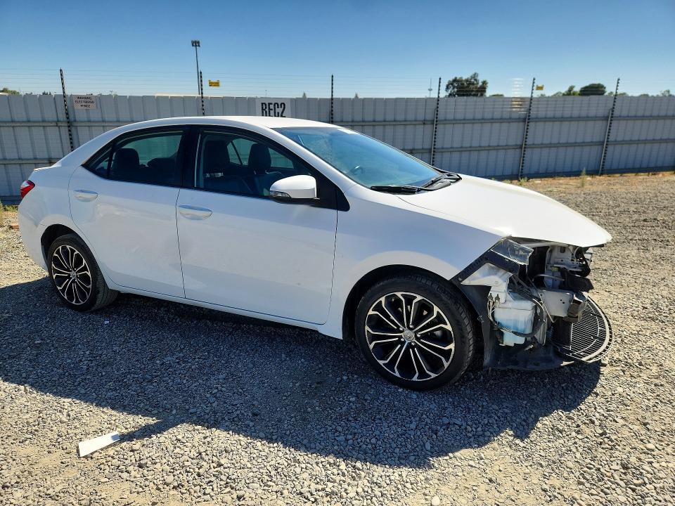 Photo 4 from auction – 2016 TOYOTA COROLLA with VIN 2T1BURHEXGC676800