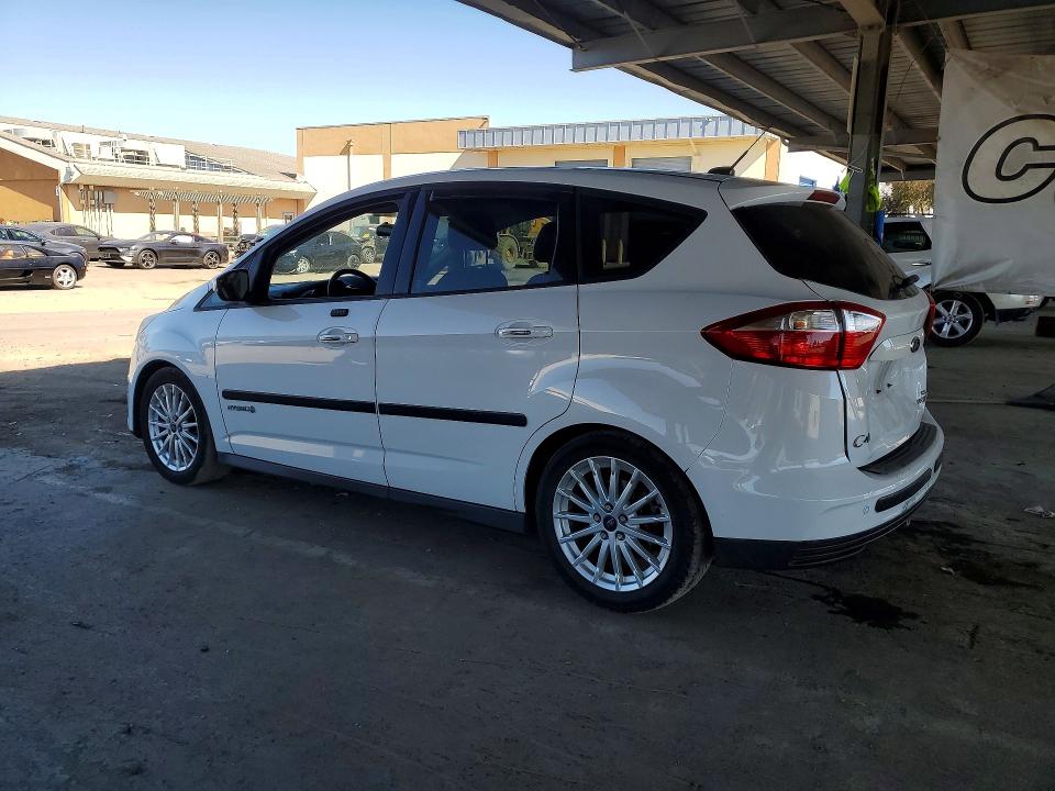 Photo 2 from auction – 2014 FORD C-MAX with VIN 1FADP5AU0EL512963