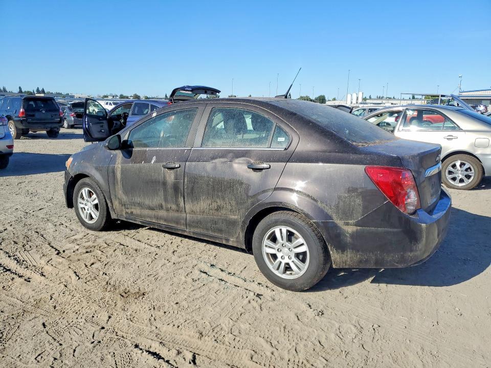 Снимка 2 от търг – 2014 CHEVROLET SONIC с VIN 1G1JC5SH0E4101334