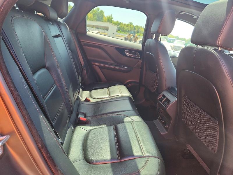Photo 11 from auction – 2017 JAGUAR F-PACE with VIN SADCK2BV8HA088866