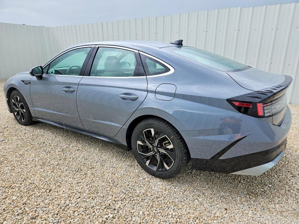 Photo 2 from auction – 2025 HYUNDAI SONATA with VIN KMHL64JA0SA429366