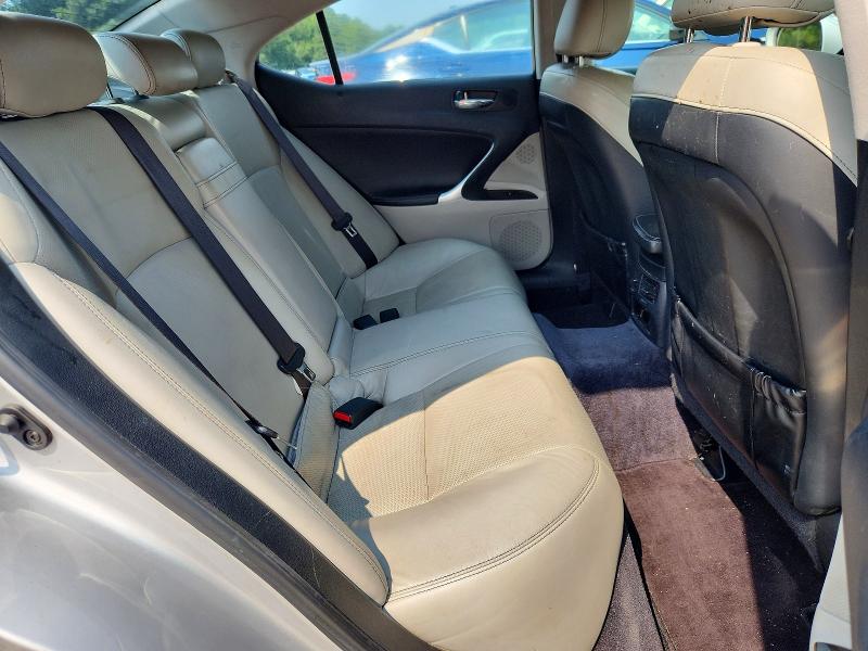 Photo 10 from auction – 2009 LEXUS IS with VIN JTHCK262795031207