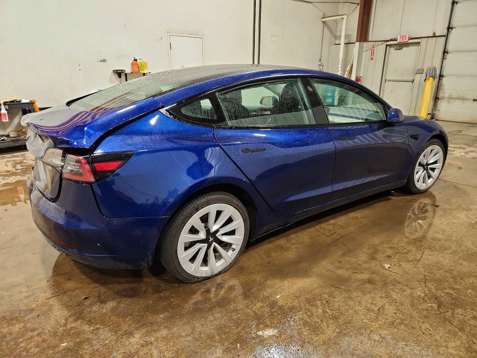 Photo 3 from auction – 2022 TESLA MODEL 3 with VIN 5YJ3E1EA5NF369502
