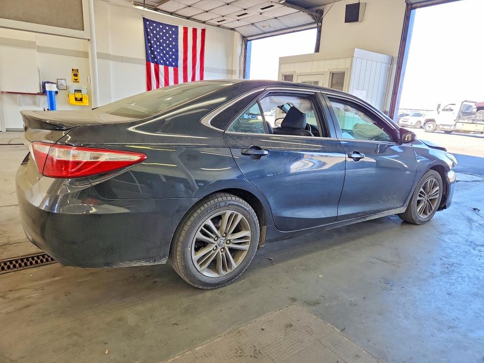 Photo 3 from auction – 2016 TOYOTA CAMRY with VIN 4T1BF1FK7GU124948