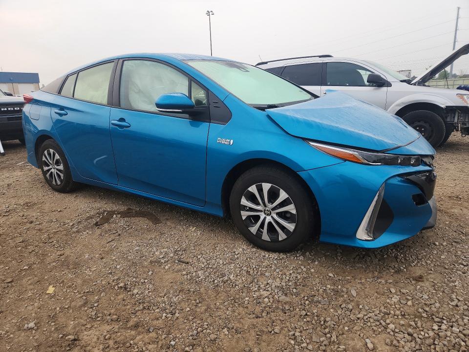 Photo 4 from auction – 2022 TOYOTA PRIUS PRIME with VIN JTDKAMFP2N3220523