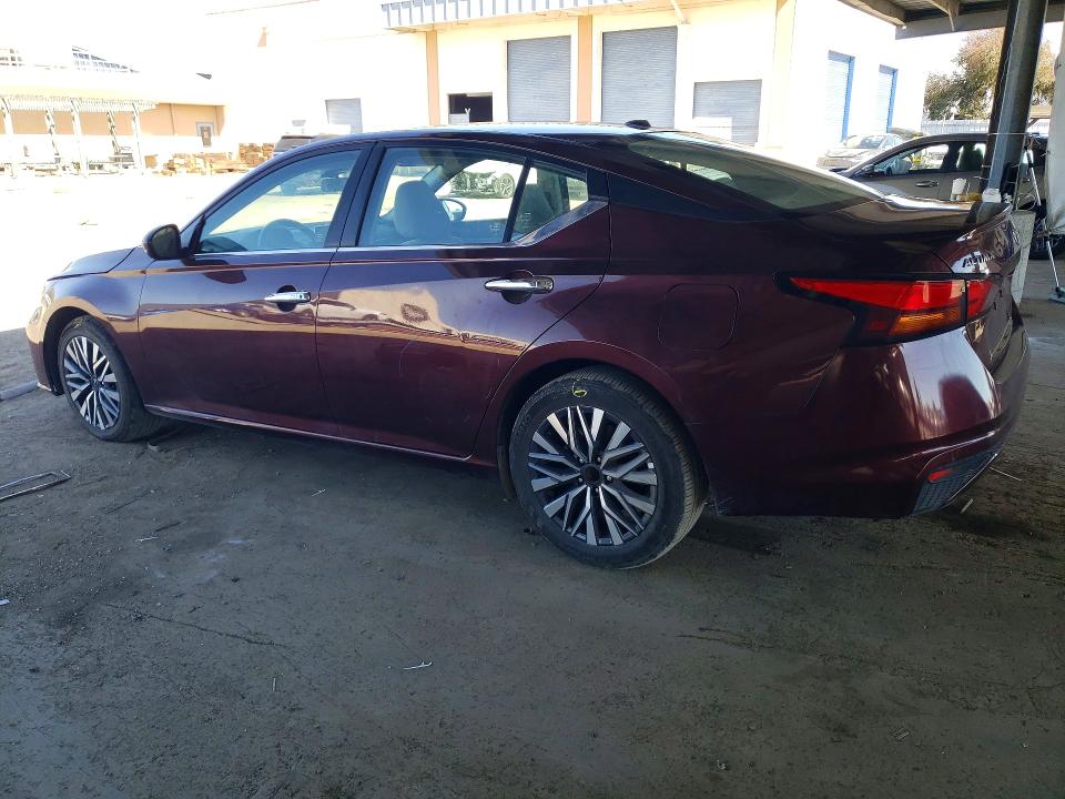 Photo 2 from auction – 2025 NISSAN ALTIMA with VIN 1N4BL4DV8SN310227