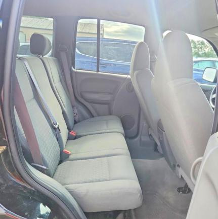 Photo 10 from auction – 2007 JEEP LIBERTY with VIN 1J4GL48K17W501497