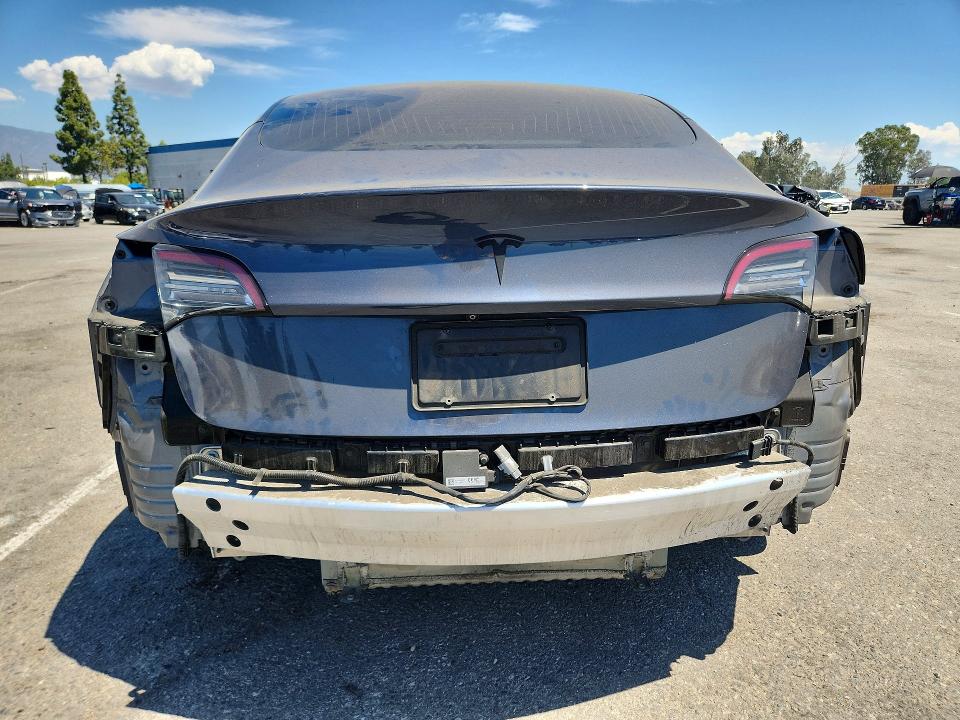 Photo 6 from auction – 2020 TESLA MODEL 3 with VIN 5YJ3E1EA1LF649415
