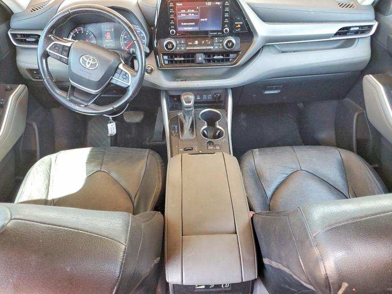 Photo 8 from auction – 2022 TOYOTA HIGHLANDER with VIN 5TDZZRAH7NS543338