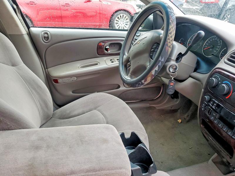 Photo 7 from auction – 2001 CHRYSLER CONCORDE with VIN 2C3HD46R01H600782