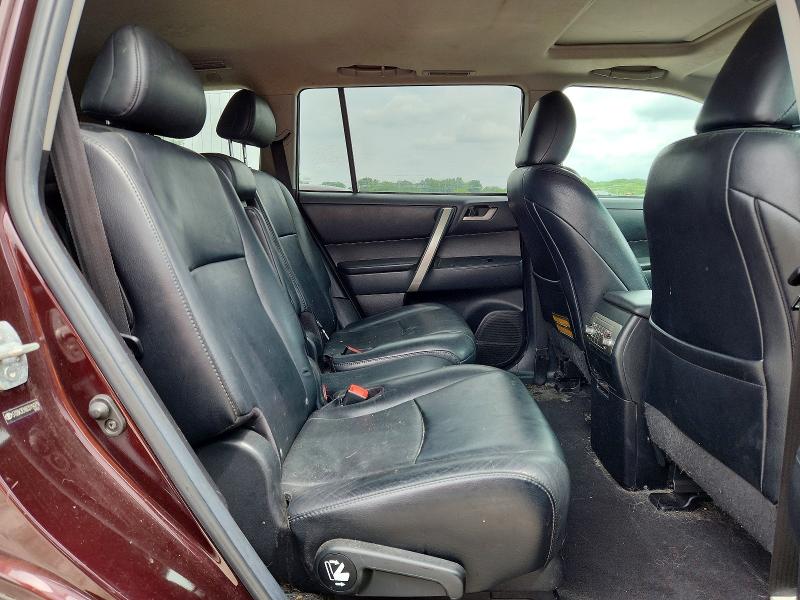 Photo 11 from auction – 2012 TOYOTA HIGHLANDER with VIN 5TDBK3EH6CS114279