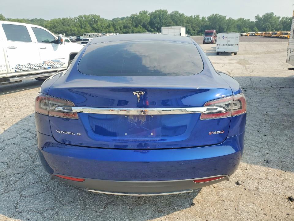 Photo 6 from auction – 2015 TESLA MODEL S with VIN 5YJSA1E48FF116208