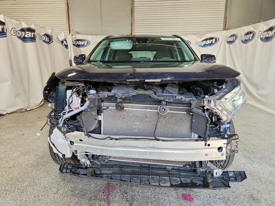 Photo 5 from auction – 2024 TOYOTA RAV4 with VIN 2T3W1RFVXRW338402