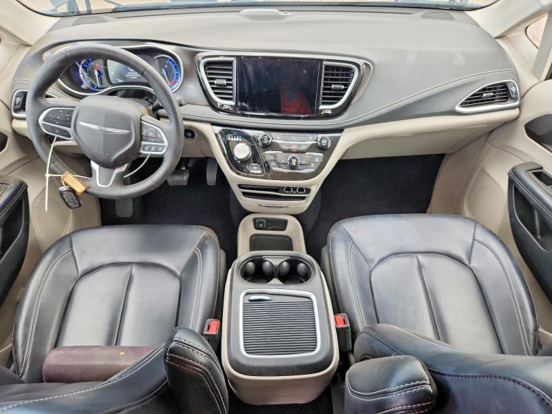 Photo 8 from auction – 2023 CHRYSLER PACIFICA with VIN 2C4RC1L78PR632550