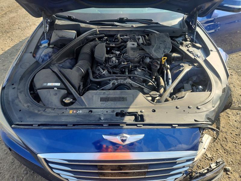 Photo 11 from auction – 2015 HYUNDAI GENESIS with VIN KMHGN4JE2FU101829