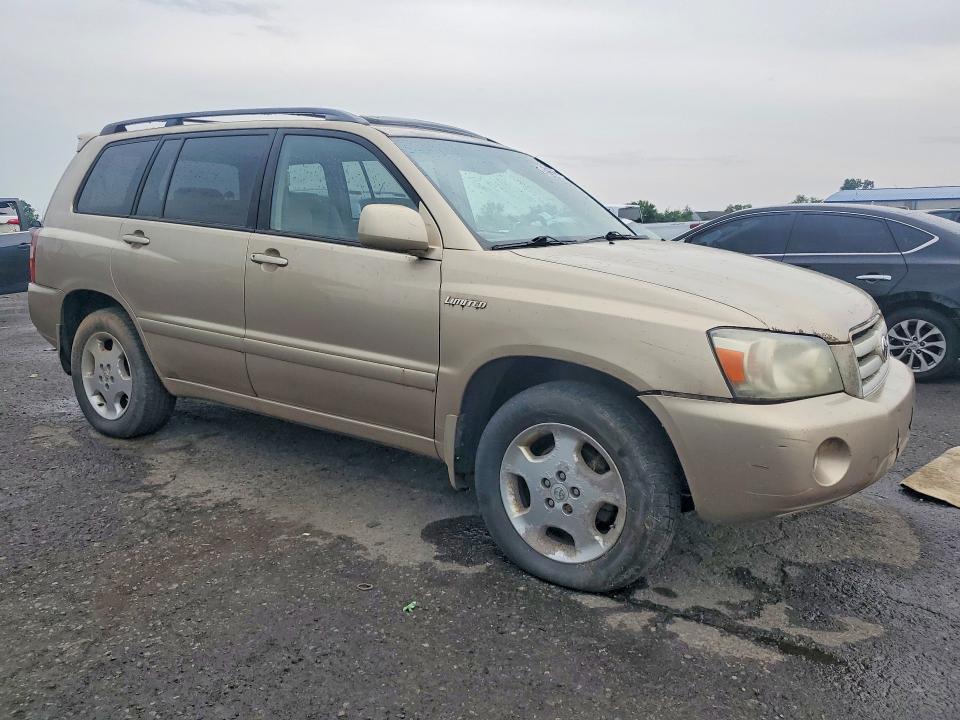 Photo 4 from auction – 2004 TOYOTA HIGHLANDER with VIN JTEEP21A340029997