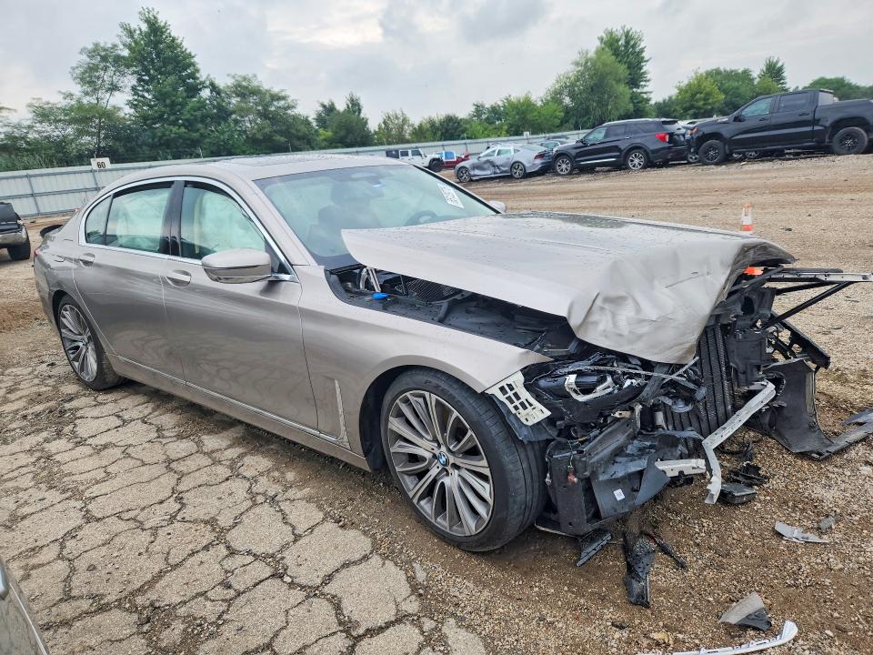 صورة رقم 4 من المزاد - 2022 BMW 750 مع VIN WBA7U2C07NCH59163