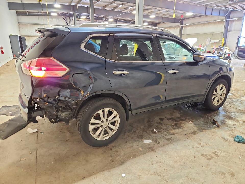 Photo 3 from auction – 2015 NISSAN ROGUE with VIN KNMAT2MV0FP552918