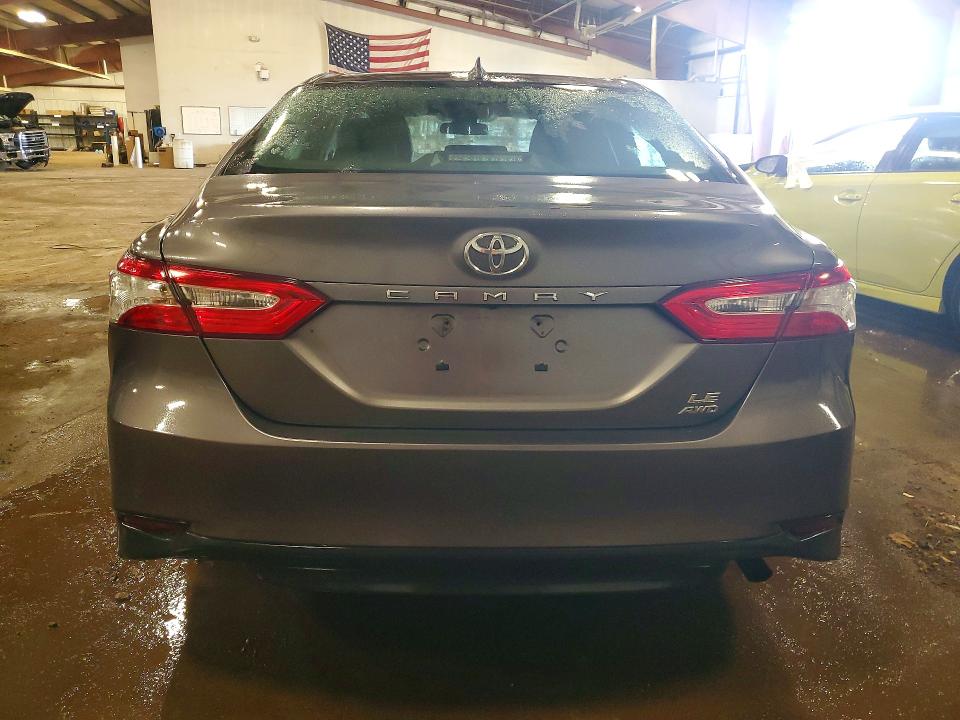 Photo 6 from auction – 2020 TOYOTA CAMRY with VIN 4T1C11BK6LU005615