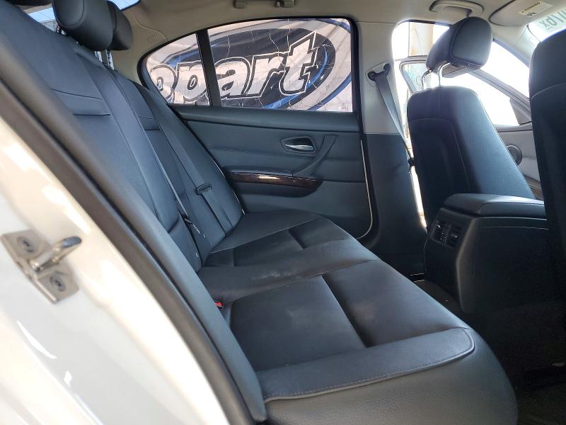 Photo 10 from auction – 2010 BMW 328 with VIN WBAPH5C55AA440266