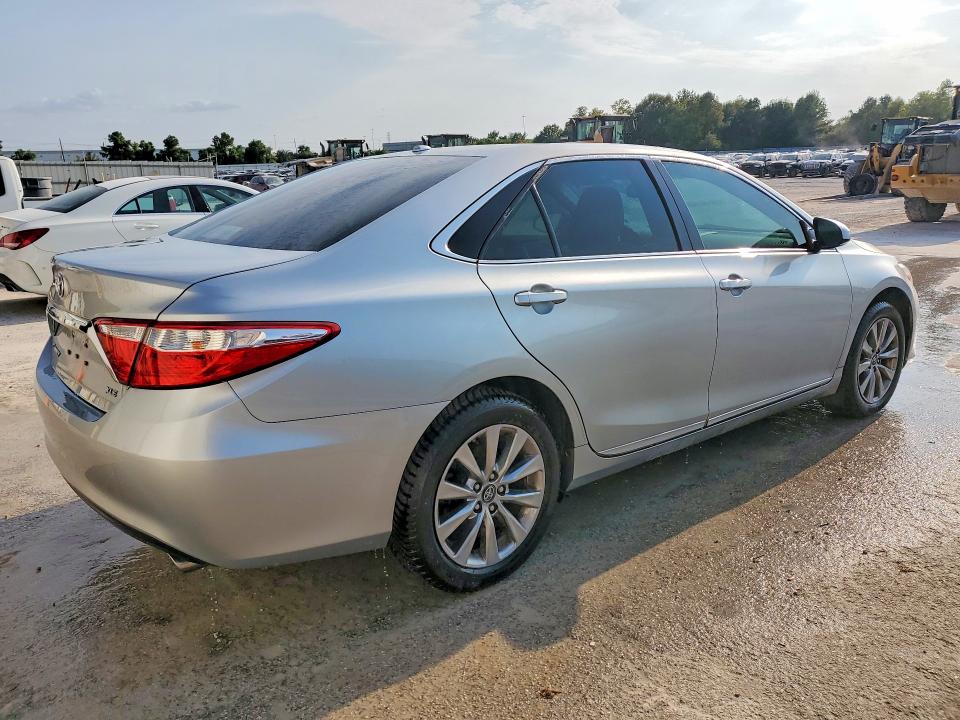 Photo 3 from auction – 2017 TOYOTA CAMRY with VIN 4T1BF1FK2HU726805