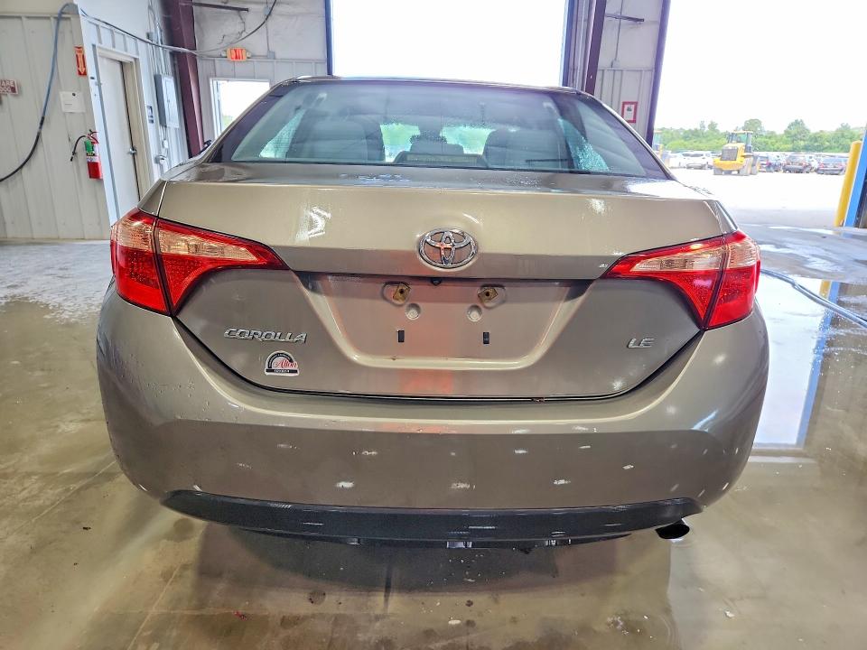 Photo 6 from auction – 2018 TOYOTA COROLLA with VIN 2T1BURHE6JC036445
