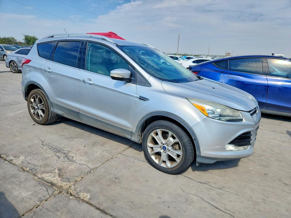 Photo 4 from auction – 2015 FORD ESCAPE with VIN 1FMCU9J90FUB33647