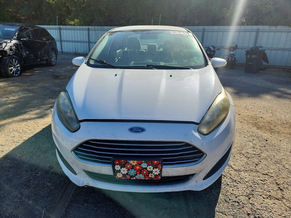 Photo 5 from auction – 2016 FORD FIESTA with VIN 3FADP4BJ3GM173941