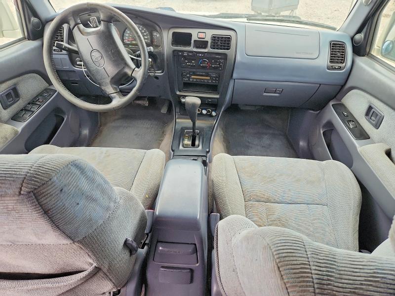 Photo 8 from auction – 1999 TOYOTA 4RUNNER with VIN JT3GN86R6X0116757