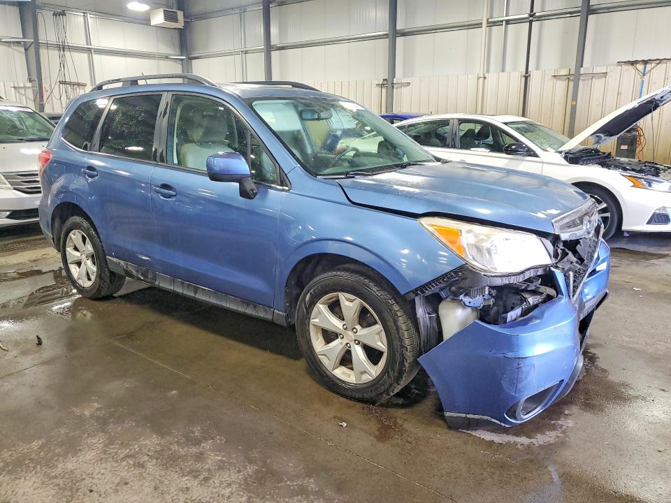 Photo 4 from auction – 2015 SUBARU FORESTER with VIN JF2SJAHC7FH427097