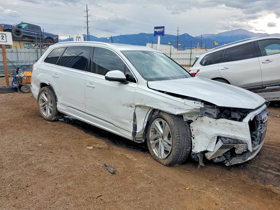 Photo 4 from auction – 2020 AUDI Q7 with VIN WA1VXAF74LD008363