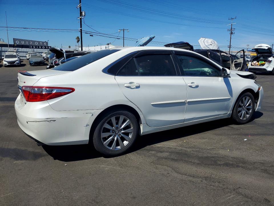 Photo 3 from auction – 2016 TOYOTA CAMRY with VIN 4T1BK1FK2GU573384