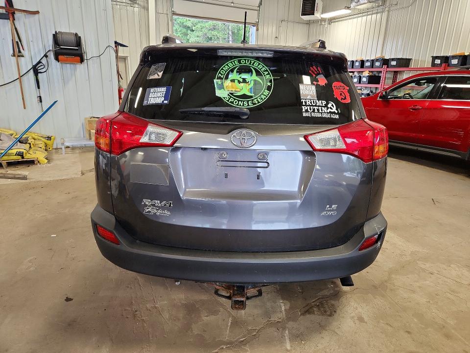 Foto 6 de la subasta – 2014 TOYOTA RAV4 con VIN JTMBFREV7EJ006900